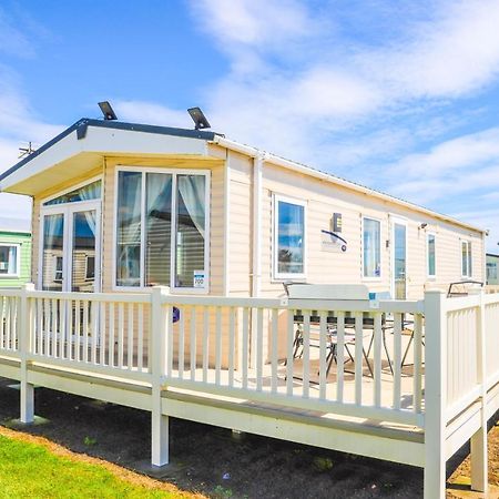 Big Skies Platinum Plus Holiday Home With Wifi, Netflix, Dishwasher, Decking Camber Luaran gambar